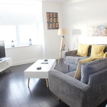 Canal Side Apartment By Serviced Living Liverpool Exterior foto